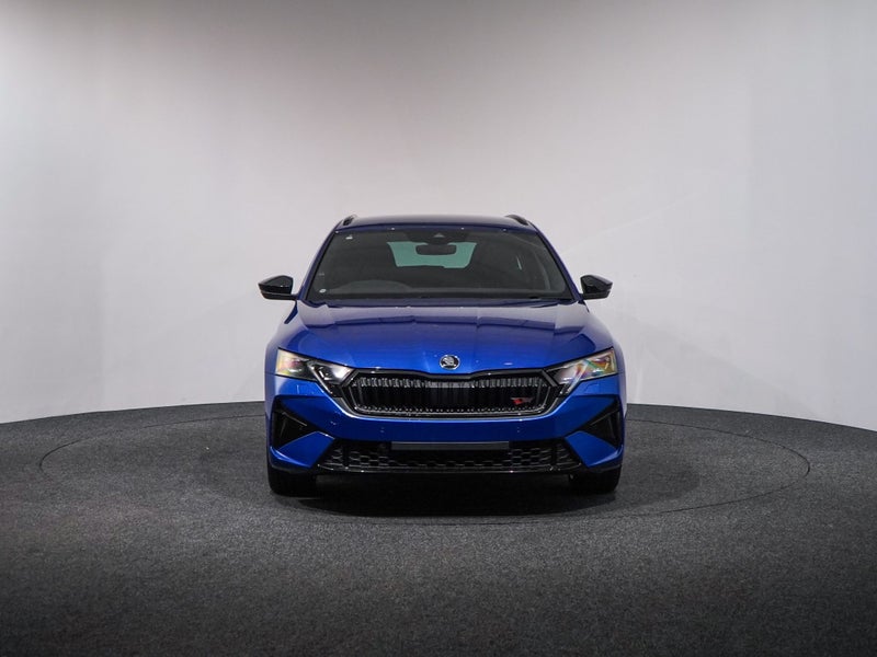 2026 Skoda Octavia RS Wagon 195kW image 2