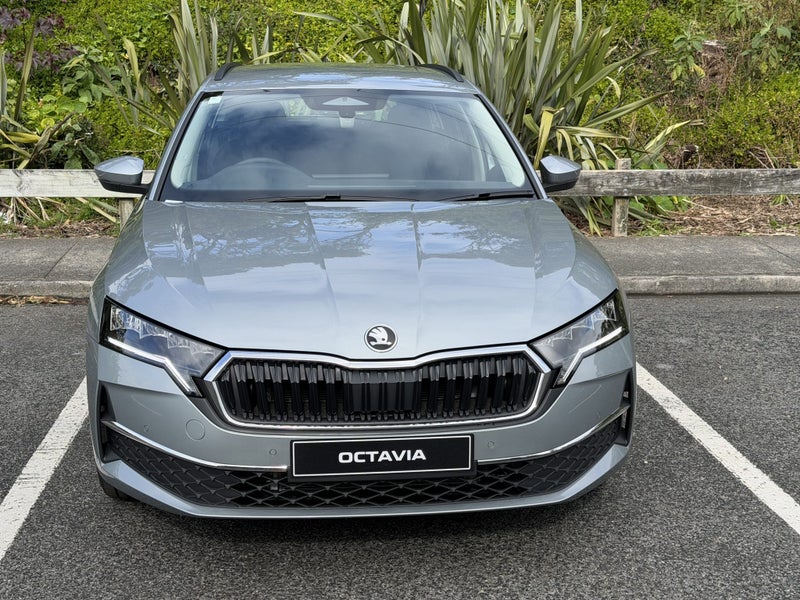 2026 Skoda Octavia Wagon m-Hybrid 110kW image 2