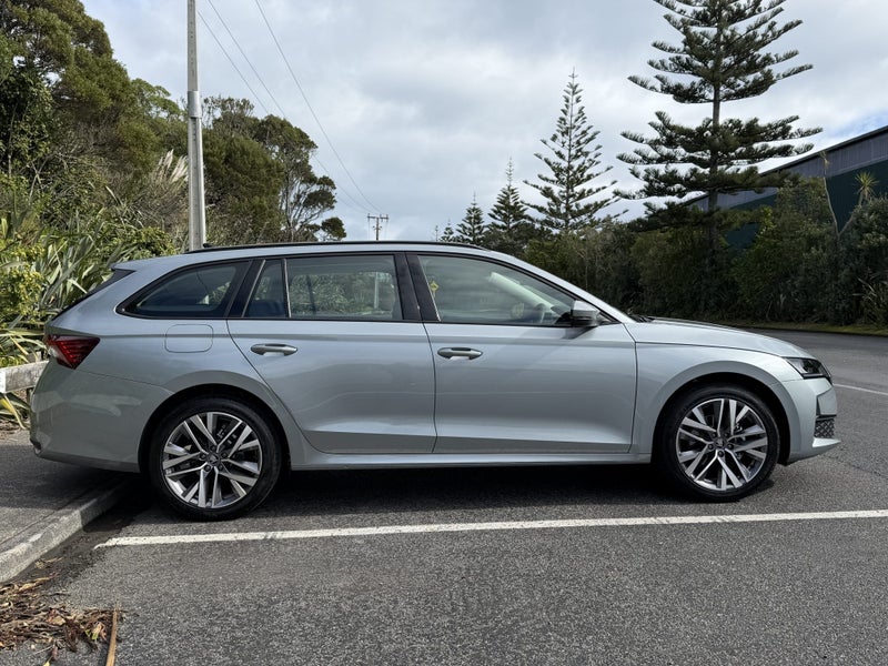 2026 Skoda Octavia Wagon m-Hybrid 110kW image 4