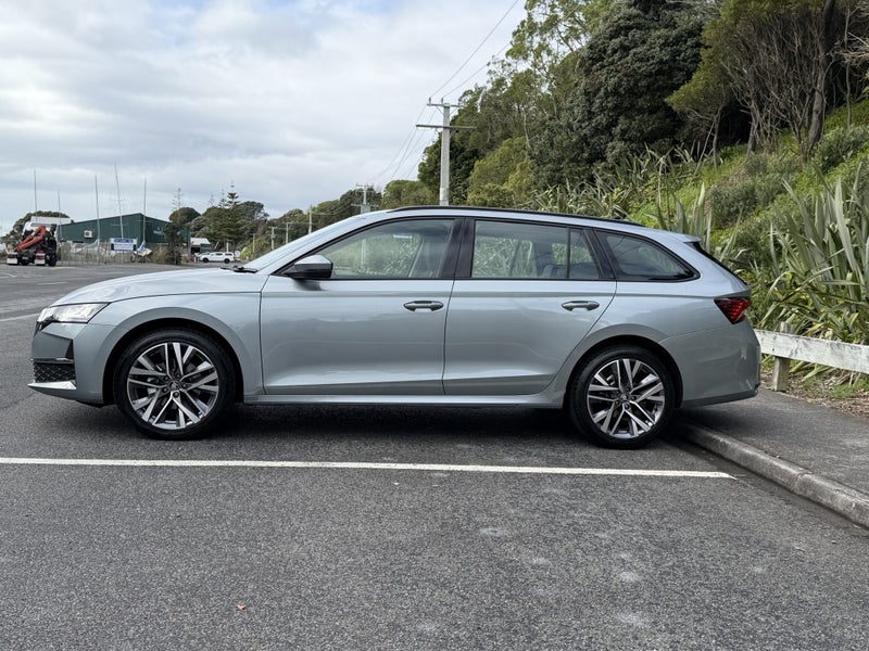 2026 Skoda Octavia Wagon m-Hybrid 110kW image 5