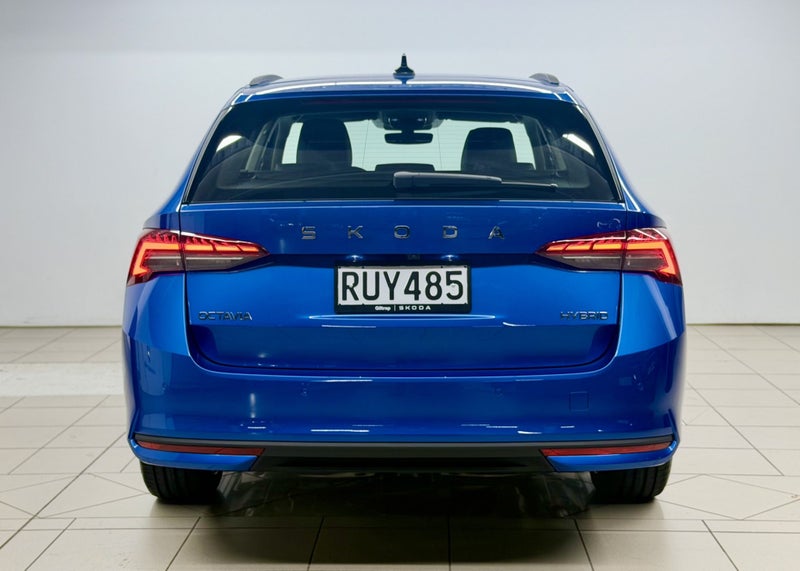 2026 Skoda Octavia Wagon m-Hybrid 110kW image 4