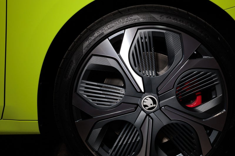 2026 Skoda Octavia Wagon RS+ image 4