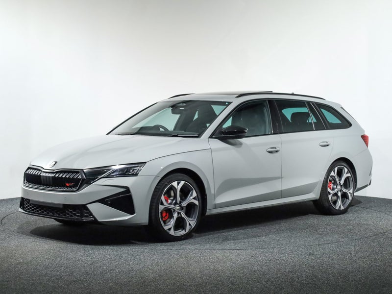 2026 Skoda Octavia Wagon RS Plus Tsi 180kW image 3