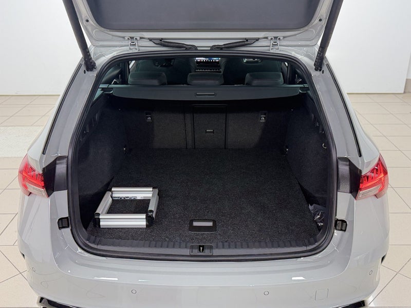 2026 Skoda Octavia Wagon RS TSI 195kW image 5
