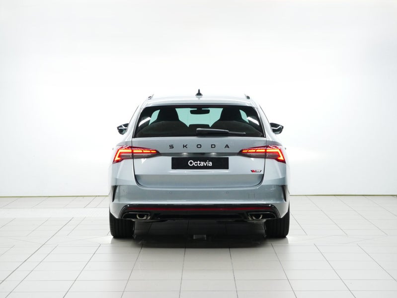 2026 Skoda Octavia Wagon RS TSI 195kW image 5