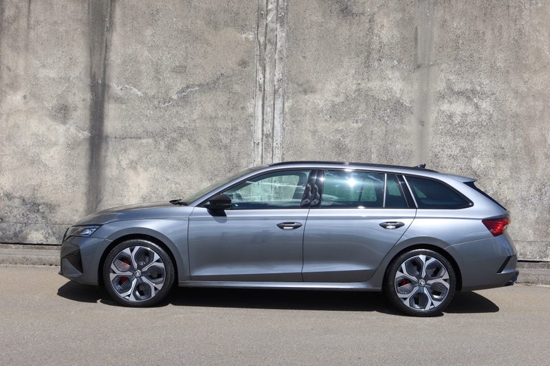 2026 Skoda Octavia Wagon RS+TSI 195kW image 5