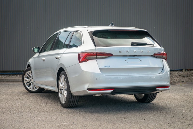 2026 Skoda Octavia Wagon Tsi 110Kw image 3