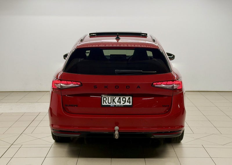 2026 Skoda Superb Sportline 195Kw 2.0P image 4