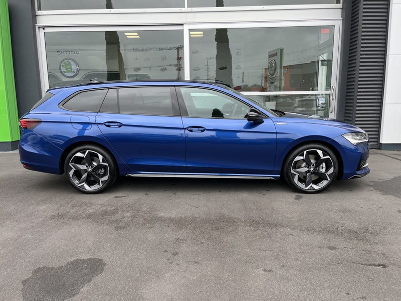 2026 Skoda Superb Sportline 195Kw 2.0P image 2