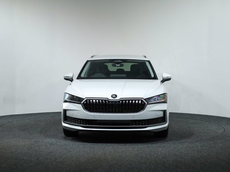 2026 Skoda Superb TSI 195kW 4x4 image 2