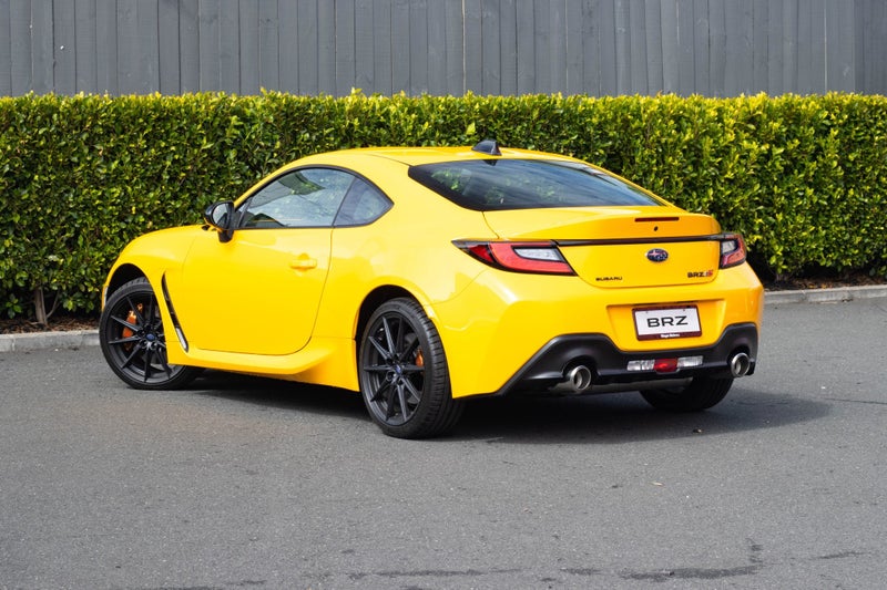 2026 Subaru BRZ TS Kiiro - Manual image 3