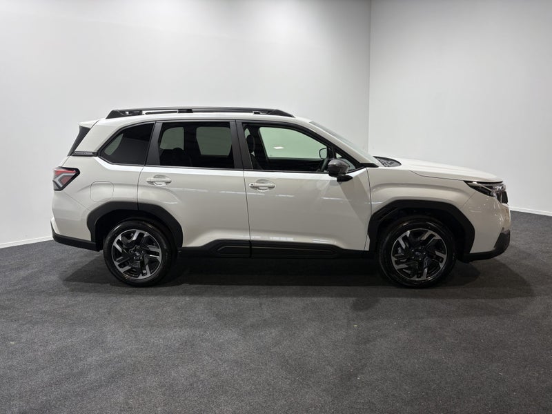 2026 Subaru Forester 2.5 AWD image 4