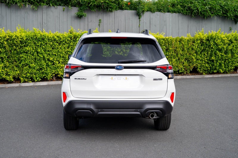 2026 Subaru Forester 2.5 Hybrid image 5