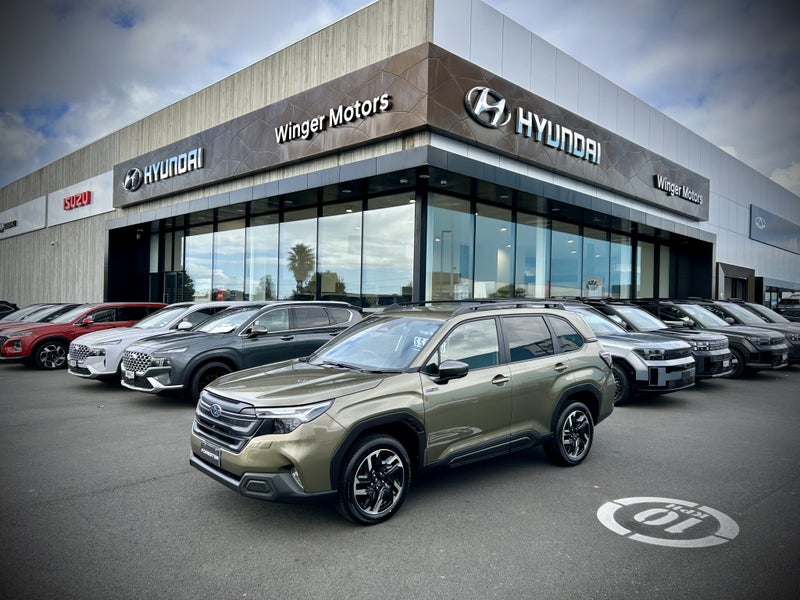2026 Subaru Forester 2.5 Hybrid image 2
