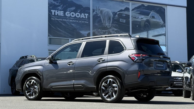 2026 Subaru Forester 2.5 Hybrid AWD image 4