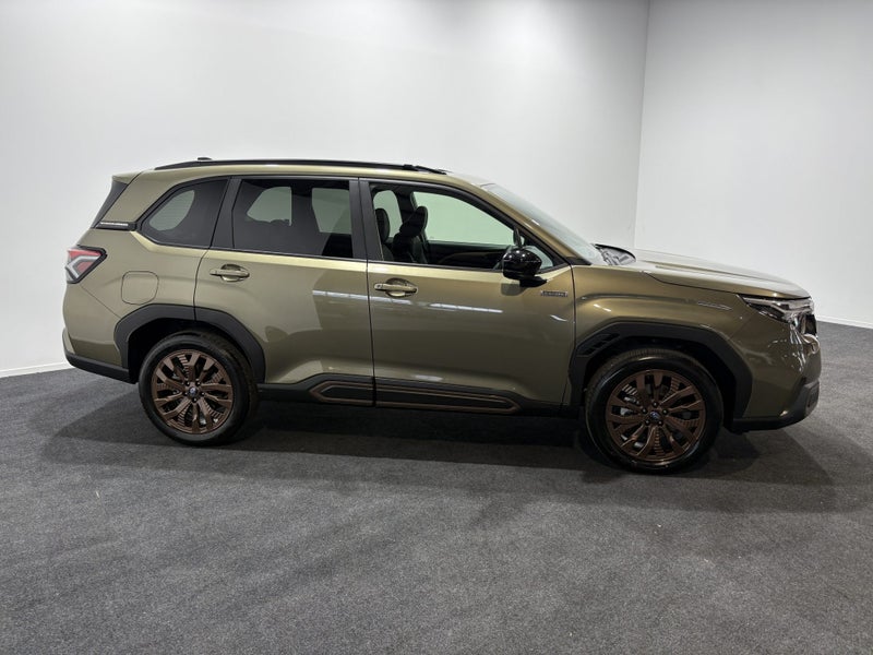 2026 Subaru Forester 2.5 Hybrid AWD Sport Wagon image 3