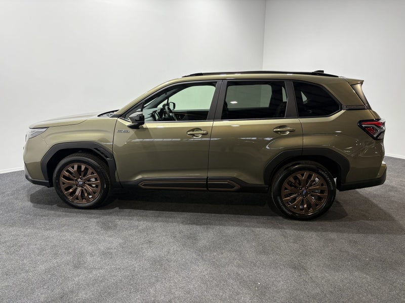 2026 Subaru Forester 2.5 Hybrid AWD Sport Wagon image 4
