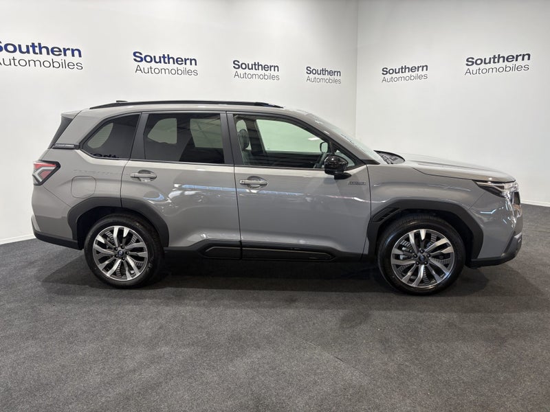 2026 Subaru Forester 2.5 Hybrid AWD Touring Wagon image 2