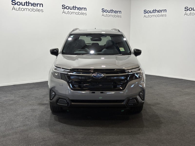 2026 Subaru Forester 2.5 Hybrid AWD Touring Wagon image 3
