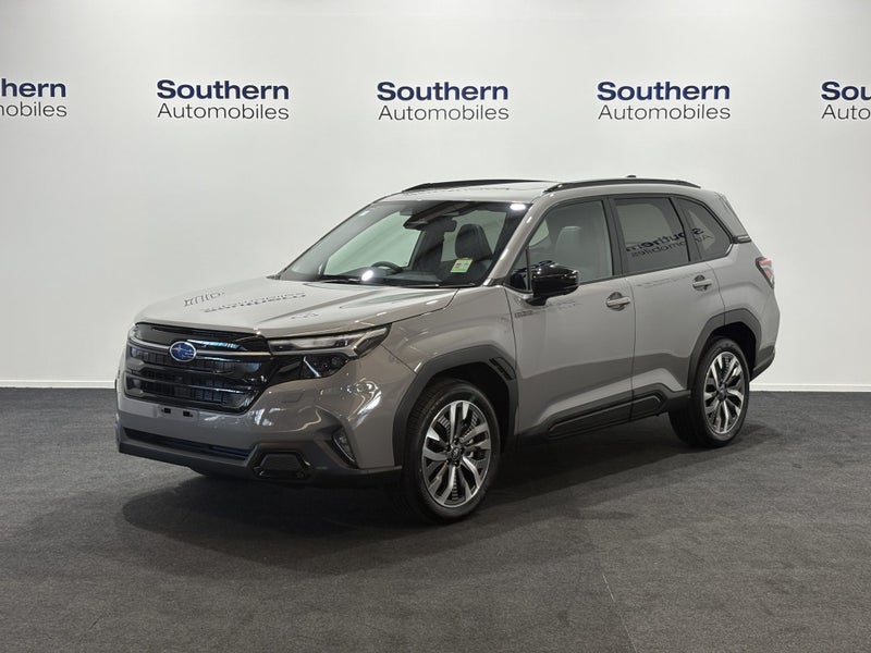 2026 Subaru Forester 2.5 Hybrid AWD Touring Wagon image 4