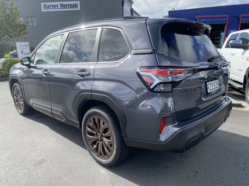 2026 Subaru Forester 2.5 Hybrid Sport CVT image 5