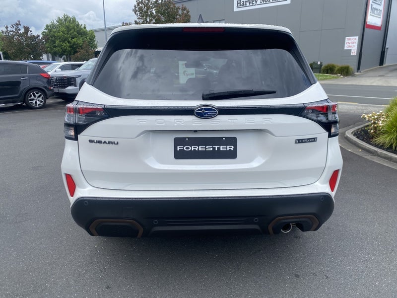 2026 Subaru Forester 2.5 Hybrid Sport CVT image 5