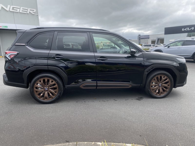 2026 Subaru Forester 2.5 Hybrid Sport CVT image 5