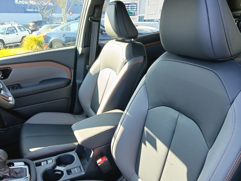 2026 Subaru Forester 2.5 Hybrid Sport CVT image 4