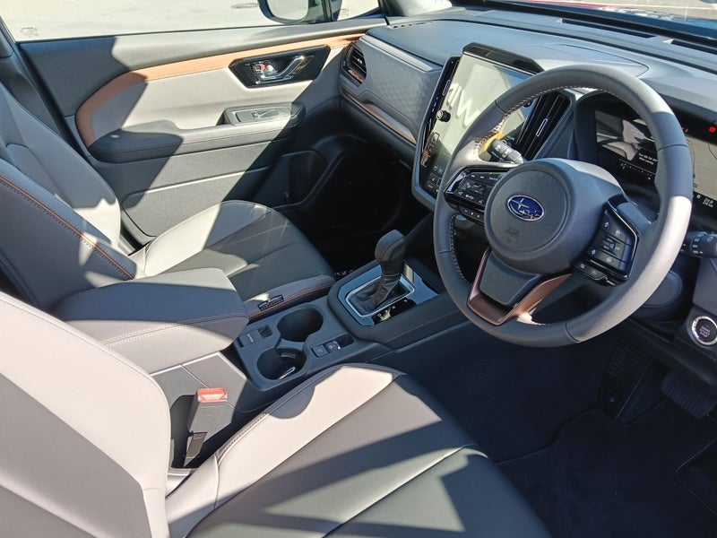 2026 Subaru Forester 2.5 Hybrid Sport CVT image 5