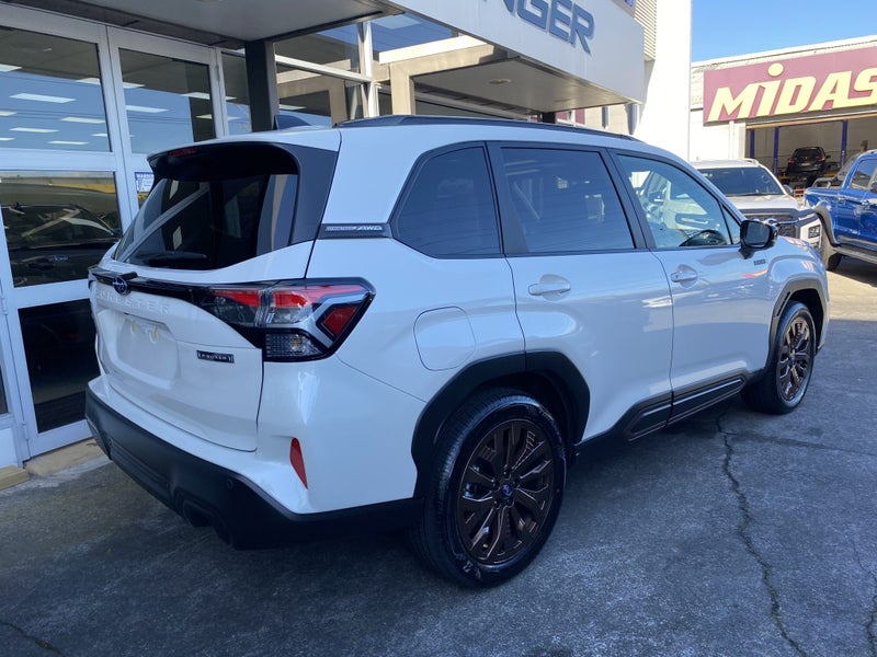 2026 Subaru Forester 2.5 Hybrid Sport Hybrid image 2
