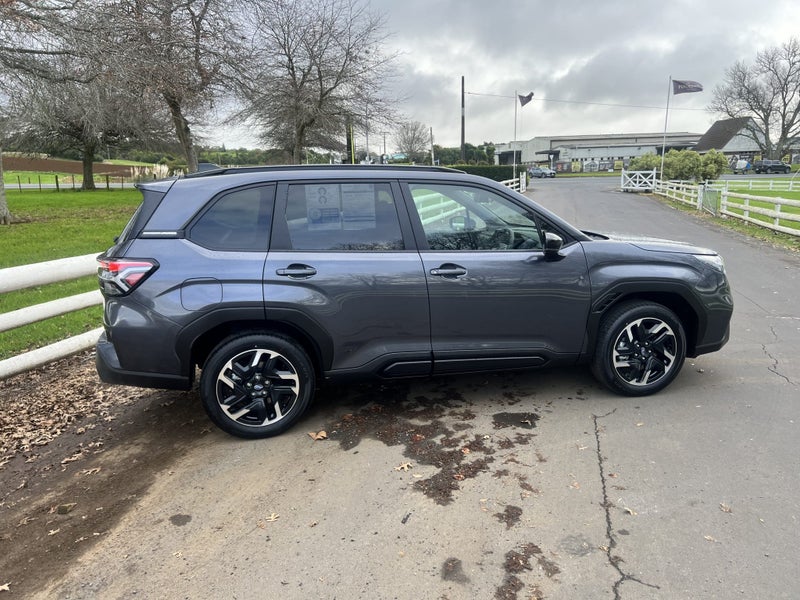 2026 Subaru Forester 2.5 Touring AWD Auto Petrol image 4