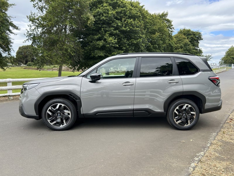 2026 Subaru Forester 2.5 Touring AWD Auto Petrol image 5