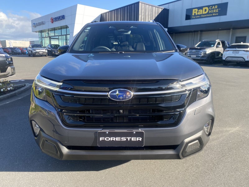 2026 Subaru Forester 2.5 Touring Hybrid AWD CVT image 2