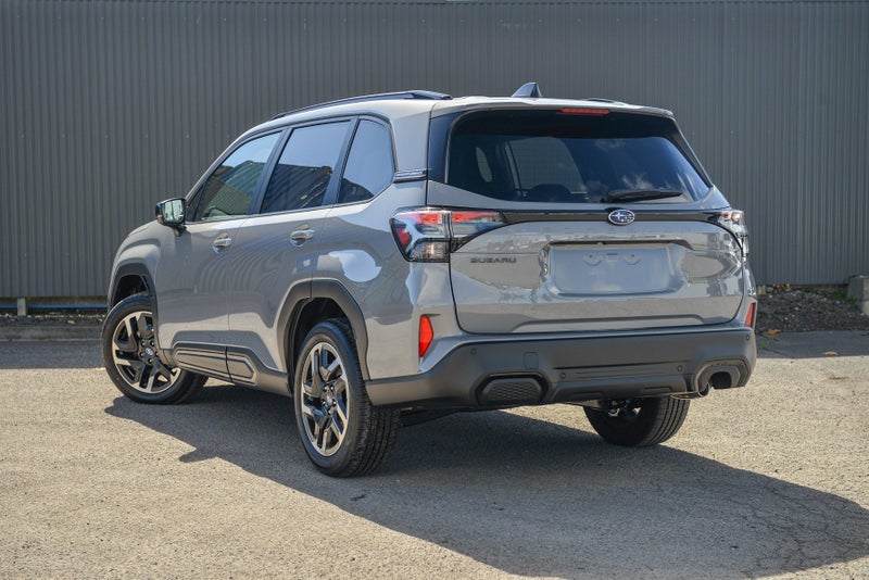 2026 Subaru Forester 2.5i Touring Petrol image 3