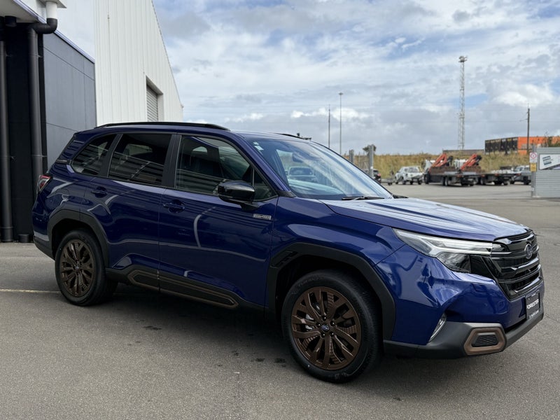 2026 Subaru Forester AWD Hybrid Sport image 5