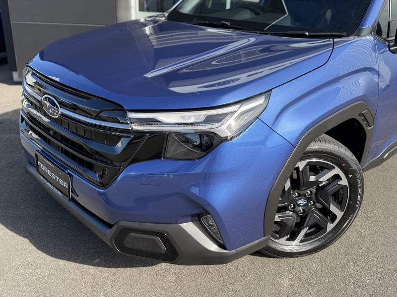 2026 Subaru Forester AWD Touring image 3