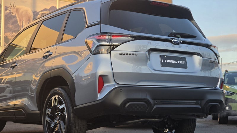 2026 Subaru Forester BRAND NEW | 2.5 HYBRID AWD image 4