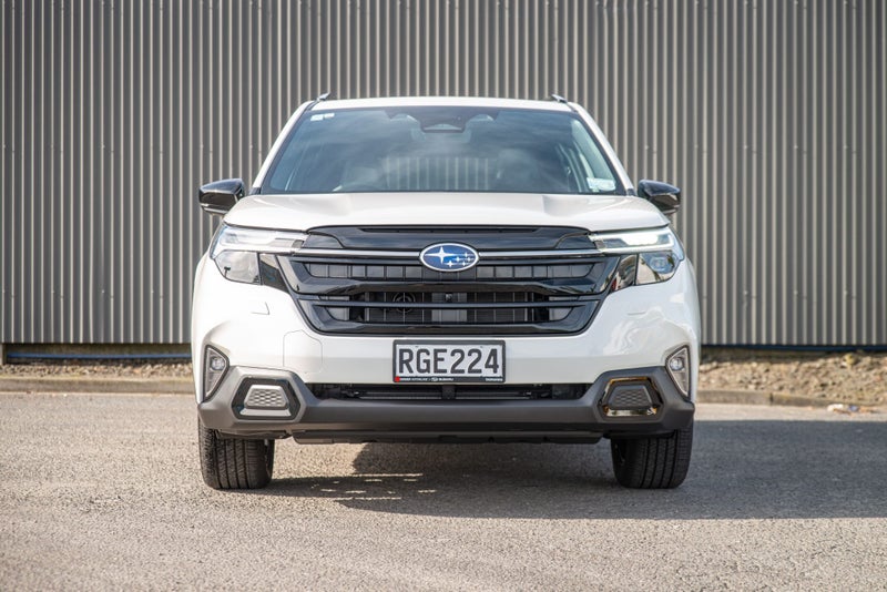 2026 Subaru Forester Hybrid 2.5 Premium image 3