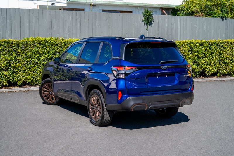 2026 Subaru Forester Hybrid AWD Sport image 3