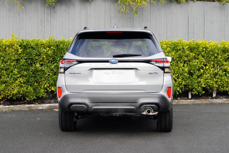 2026 Subaru Forester Hybrid AWD Touring image 5