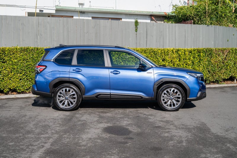 2026 Subaru Forester Hybrid AWD Touring image 2