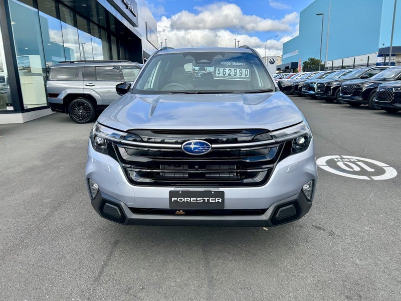 2026 Subaru Forester Hybrid Touring image 3