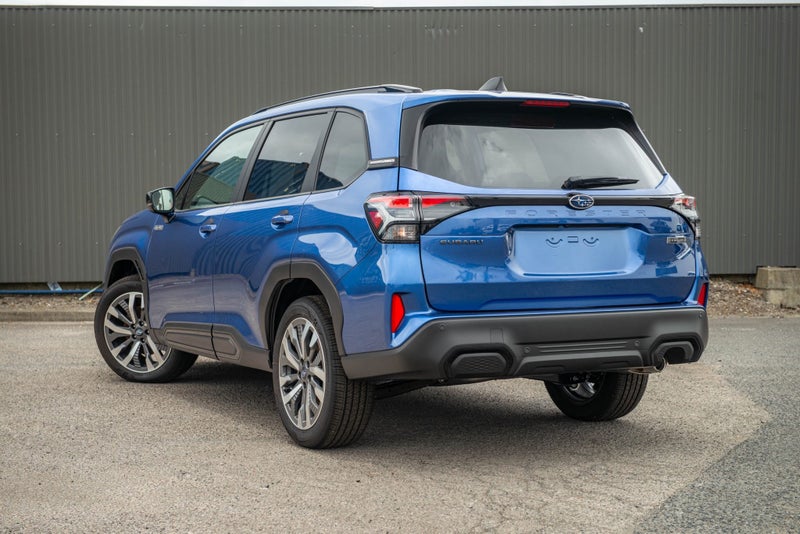 2026 Subaru Forester Hybrid Touring image 3