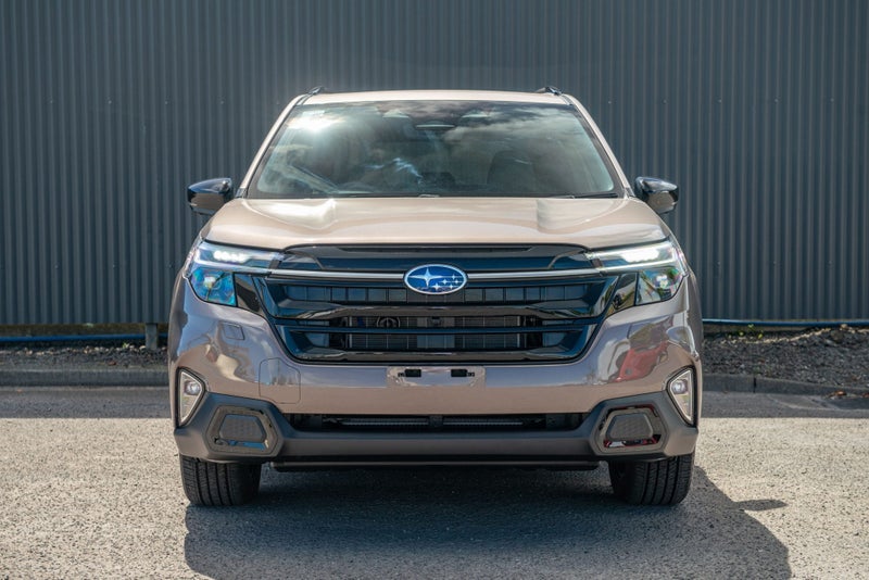 2026 Subaru Forester Hybrid Touring image 4