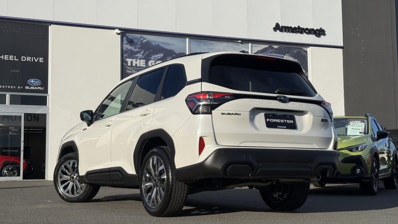 2026 Subaru Forester NZ NEW | TOURING 2.5P HYBRID image 2