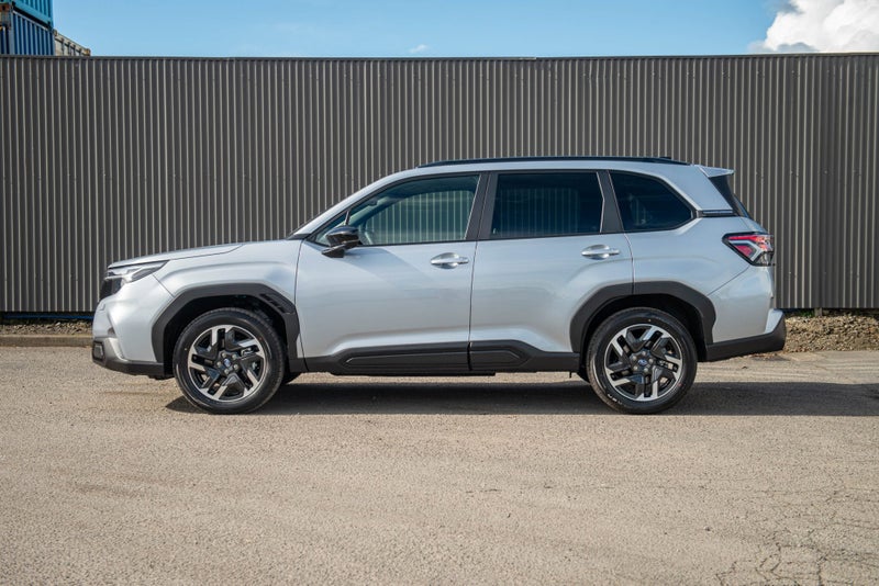 2026 Subaru Forester Touring 2.5 image 4