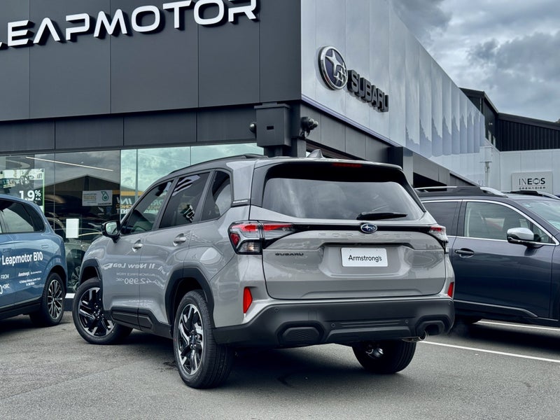 2026 Subaru Forester Touring 2.5L Petrol AWD image 2