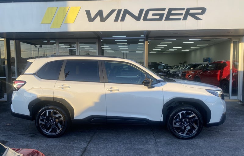 2026 Subaru Forester Touring image 3