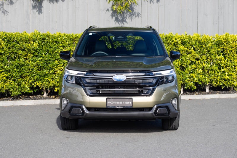 2026 Subaru Forester Touring Hybrid image 4
