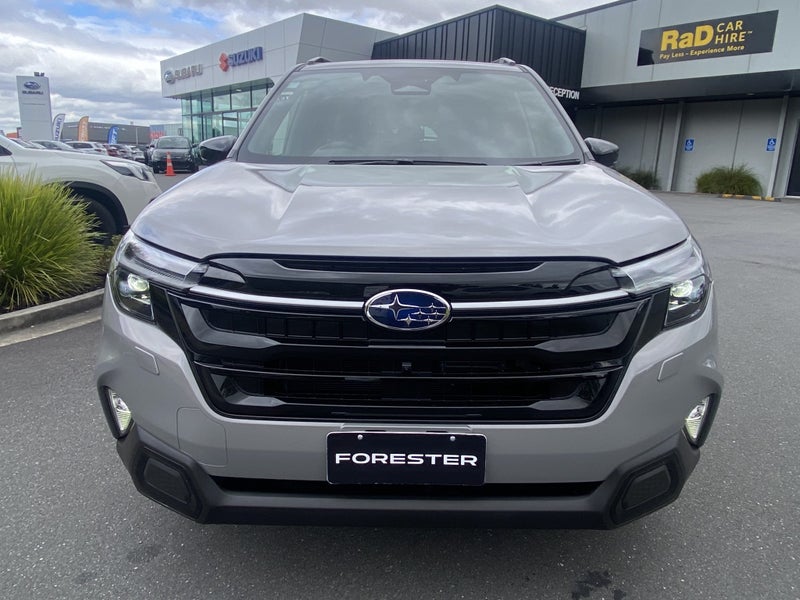 2026 Subaru Forester Touring ICE image 3